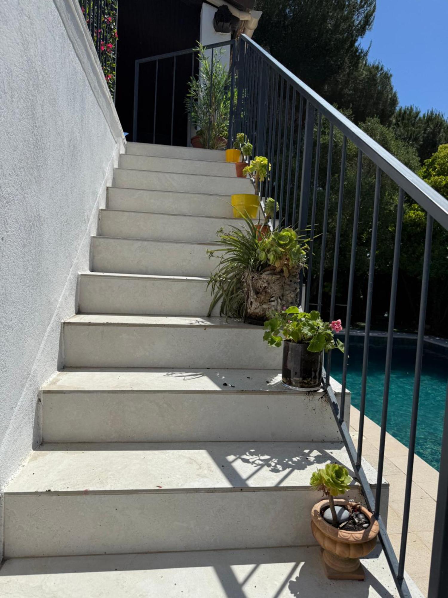 Maison d'hôtes Etage Prive Dans Maison Chaleureuse Avec Piscine *