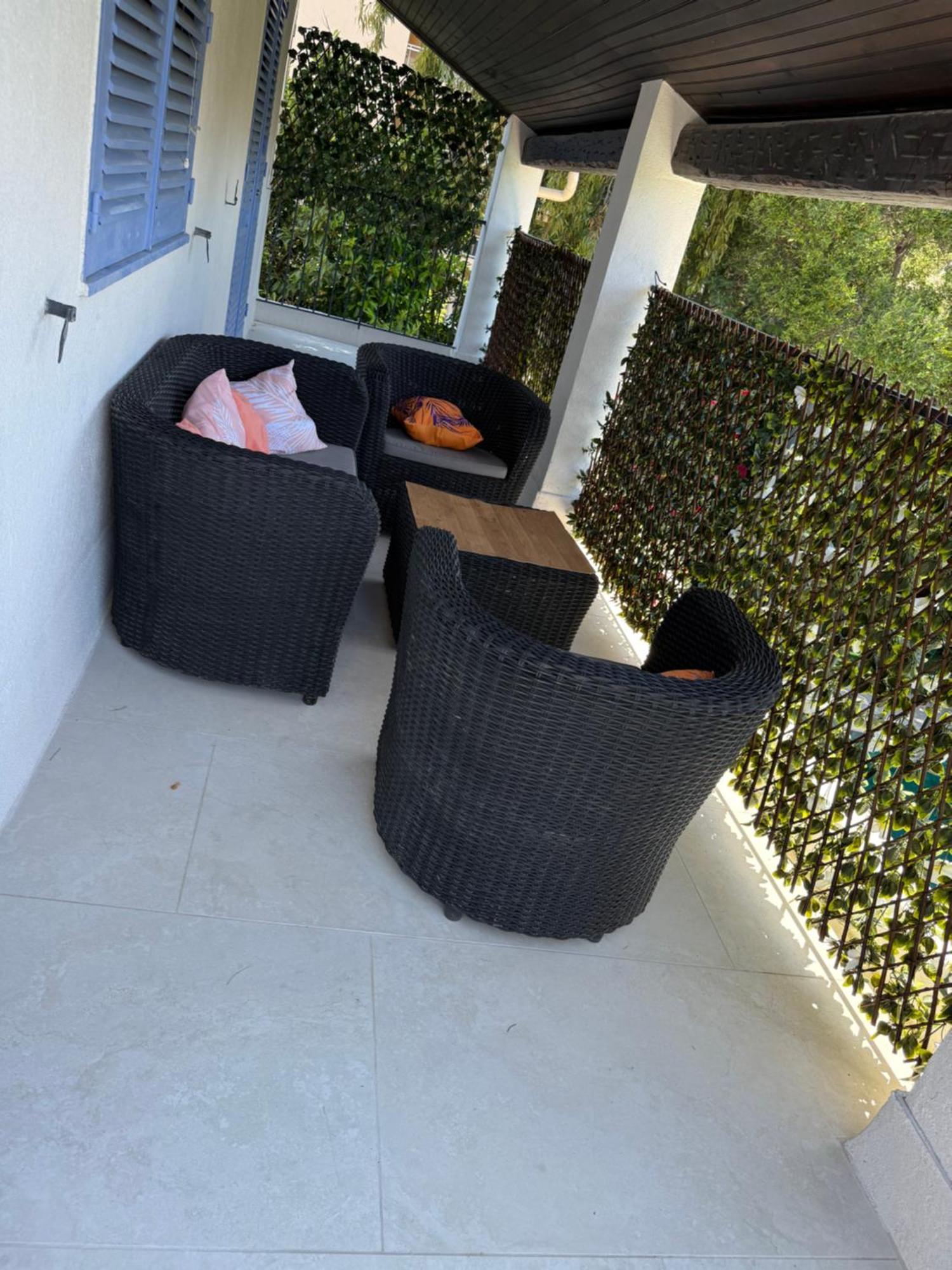 Maison d'hôtes Etage Prive Dans Maison Chaleureuse Avec Piscine